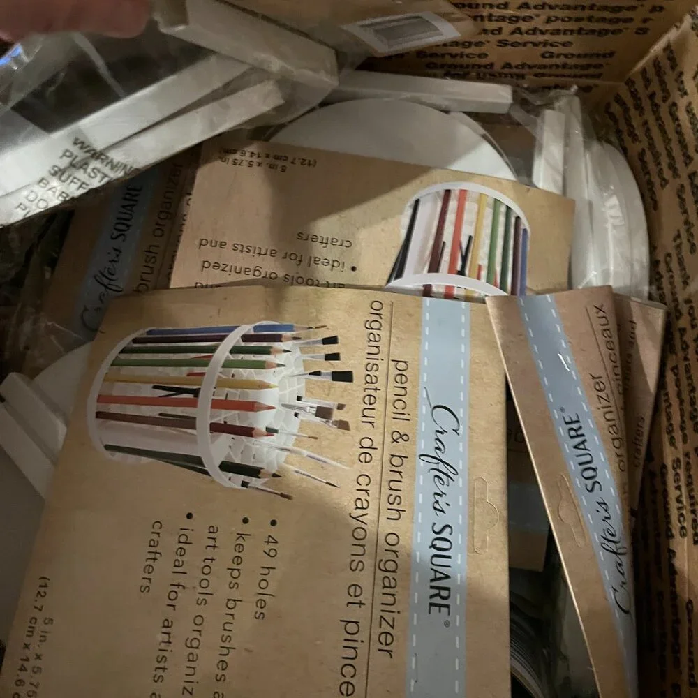 Makeup‎ Brush Holder (Lot of 20!) Each Holds 40 Brushes! (NEW)